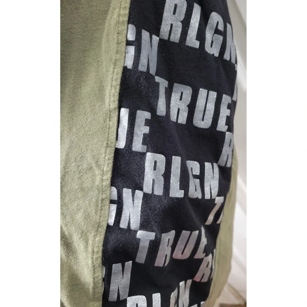 True Religion Men's Small T Shirt Green Black Silver Short Sleeve EUC